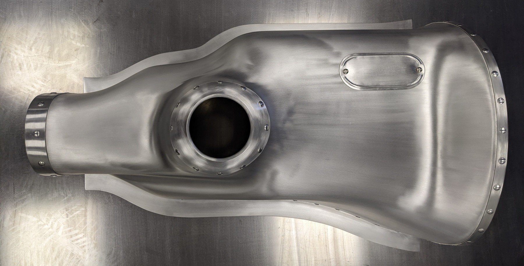 A centre change Austin Healey 3000 gearbox cover in brushed aluminium made by DMark®